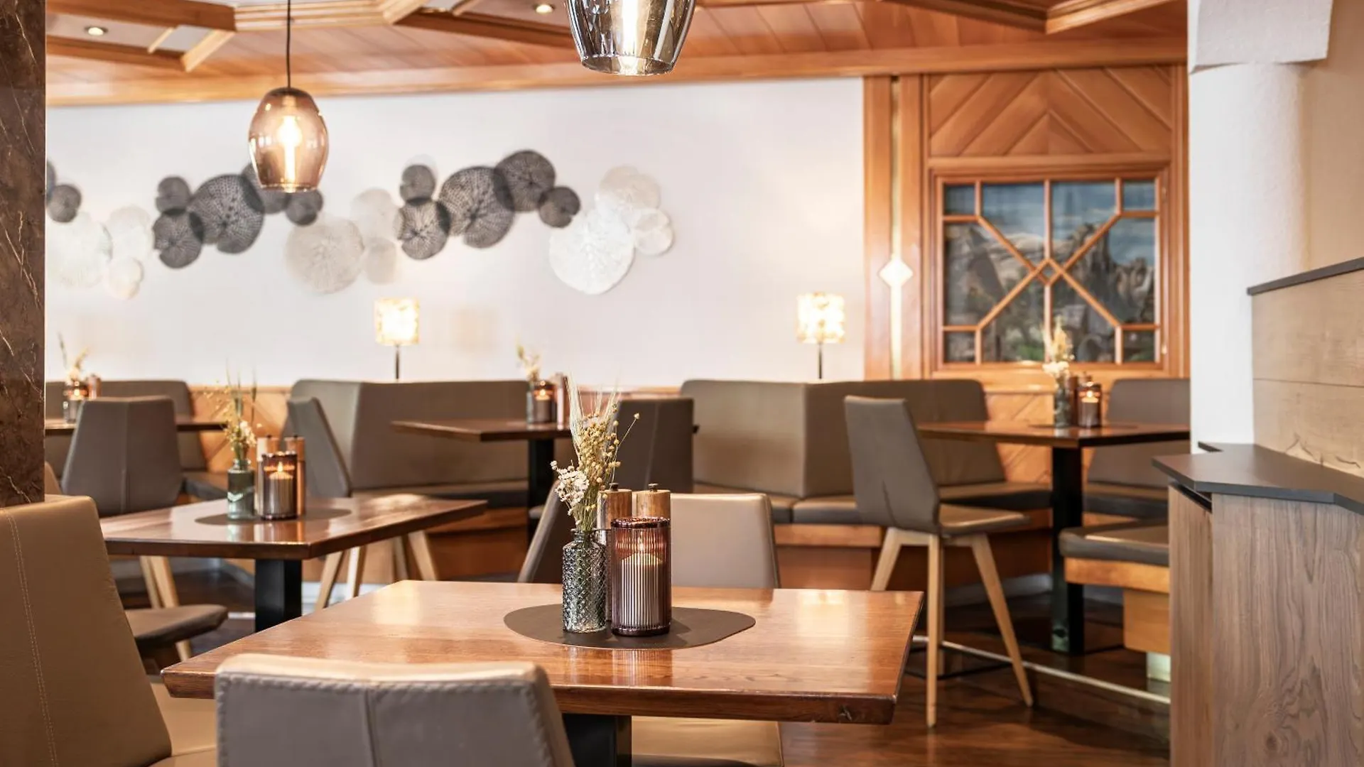 Hotel Victoria Ischgl 3*,  Austria